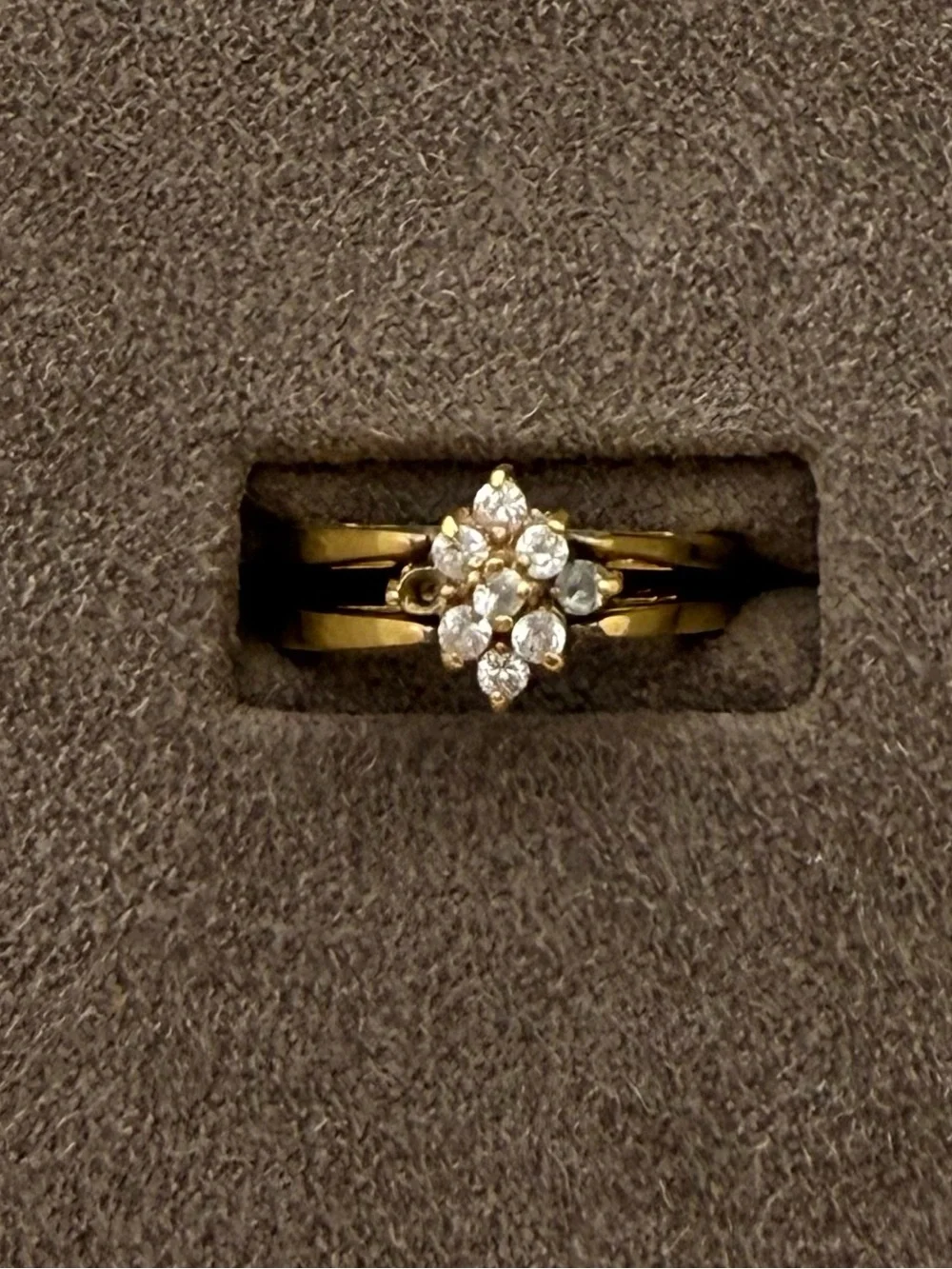 Small vintage reversible Gold Floral Cluster Ring with Clear Stones